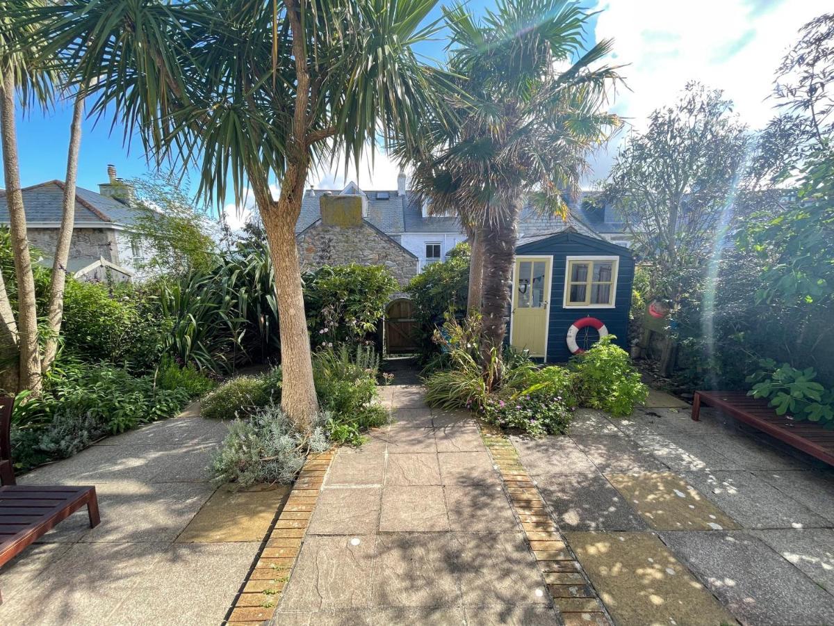 Willa Porth House, With South Facing Courtyard Garden! St Ives Zewnętrze zdjęcie