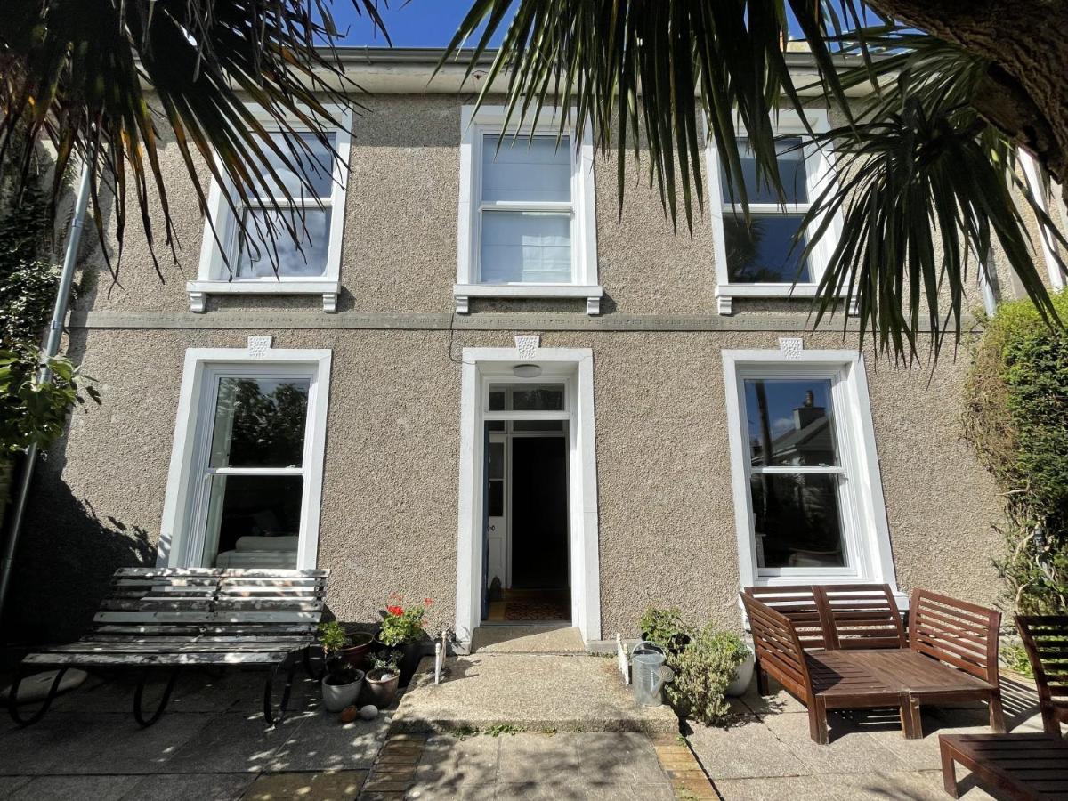 Willa Porth House, With South Facing Courtyard Garden! St Ives Zewnętrze zdjęcie